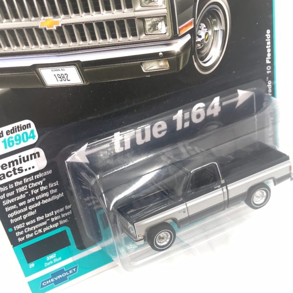 Auto world Muscle Trucks 1982 Chevy Silverado 10 Fleetside dark blue new casting For Discount