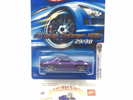 2006 Hot Wheels #29 70 Dodge Challenger HEMI Sale