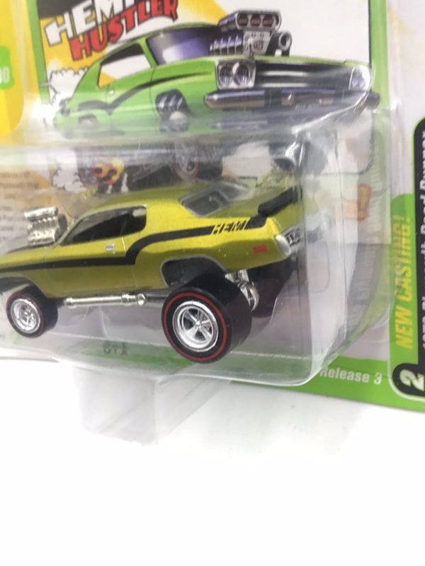 Johnny lightning zingers 1973 Plymouth Road Runner 209E Fashion