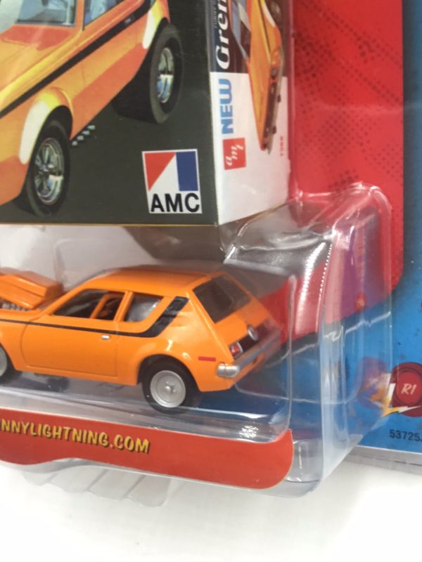 Johnny lightning Classic Plastic 71 AMC Gremlin Funny Car NN1 Fashion