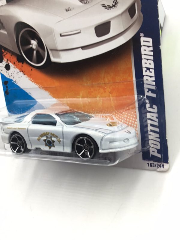 2011 Hot Wheels #163 Pontiac Firebird (White) Supply