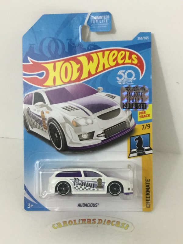 2018 Hot Wheels #363 Audacious white pawn Factory sealed sticker AAA7 Fashion