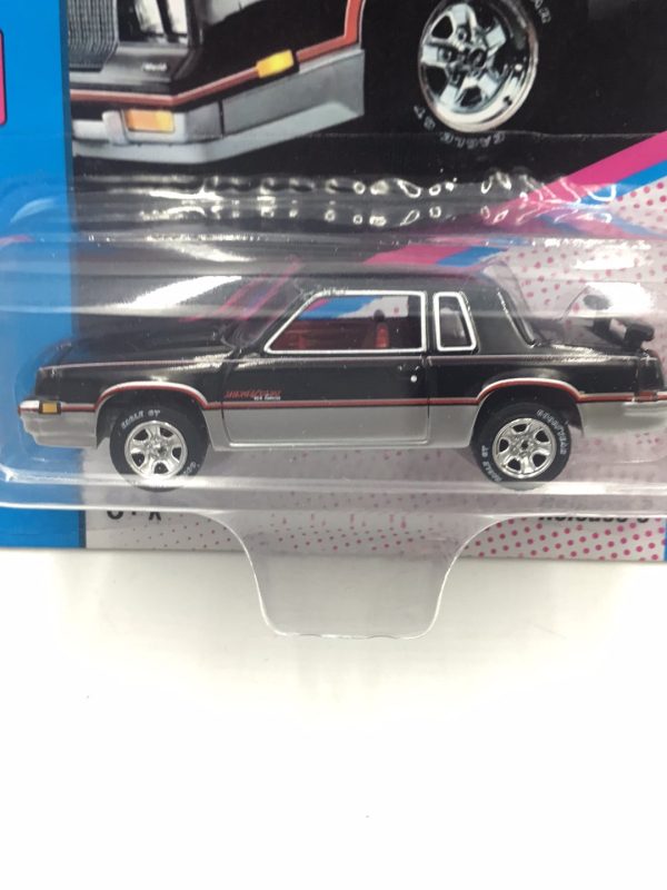 Johnny lightning 80’s Muscle 1983 Olds Cutlass Hurst Olds Supply