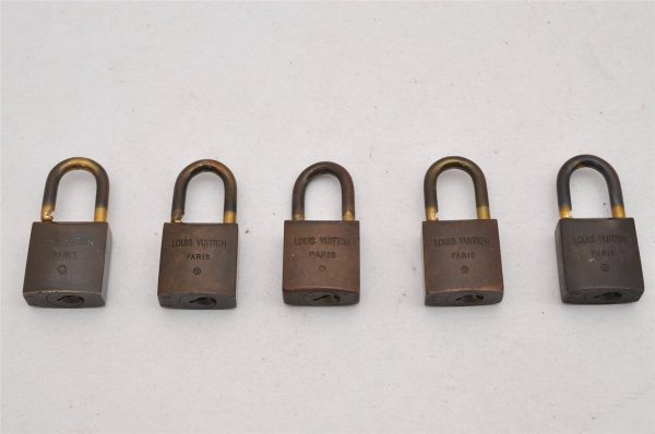 Authentic Louis Vuitton Padlock 10Set Old Model LV K4879 Discount