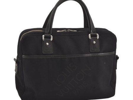 Authentic Louis Vuitton Damier Geant Yack Briefcase Black M93082 LV 0957I For Sale