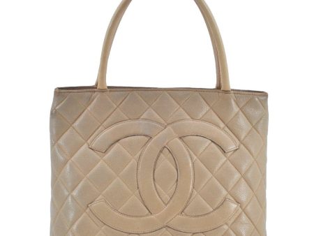 Authentic CHANEL Caviar Skin Medallion CC Logo Shoulder Tote Bag Beige 0892I Hot on Sale