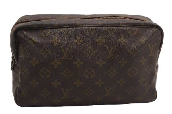 Auth Louis Vuitton Monogram Trousse Toilette 28 Clutch Hand Bag Old Model K4619 For Sale