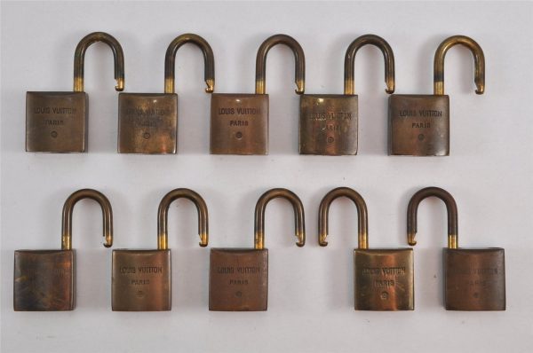 Authentic Louis Vuitton Padlock 10Set Old Model LV K4878 Sale