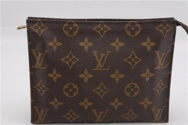 Authentic Louis Vuitton Monogram Poche Toilette 19 M47544 Cosmetics Pouch 2974F For Sale