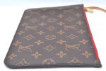 Authentic Louis Vuitton Monogram Neverfull Pouch Purse Clutch Bag Red LV K4438 For Sale