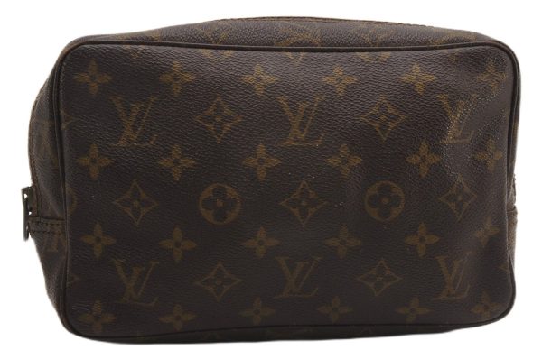 Auth Louis Vuitton Monogram Trousse Toilette 23 Clutch Hand Bag Old Model K4614 on Sale