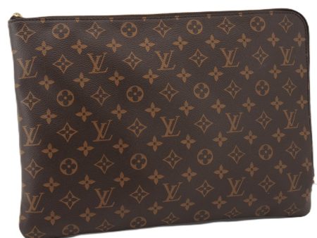 Authentic Louis Vuitton Monogram Etui Voyage GM Clutch Bag Purse M43443 LV 2659F on Sale