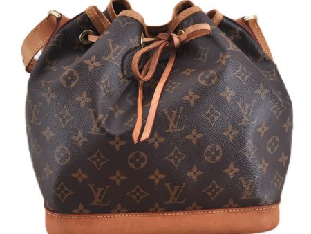 Authentic Louis Vuitton Monogram Petit Noe M40818 Shoulder Drawstring Bag 4185F For Sale